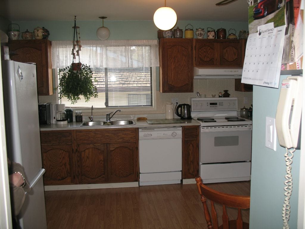 Before - Oak cabinets with cathedral top