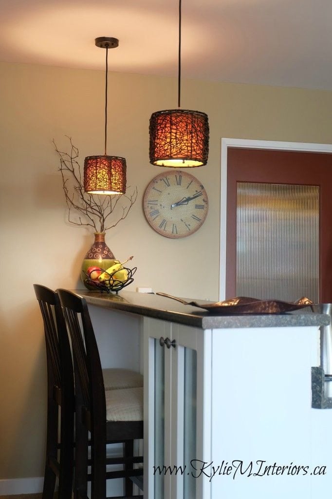 Benjamin Moore Stone House, one of the best warm neutral or beige paint colours.