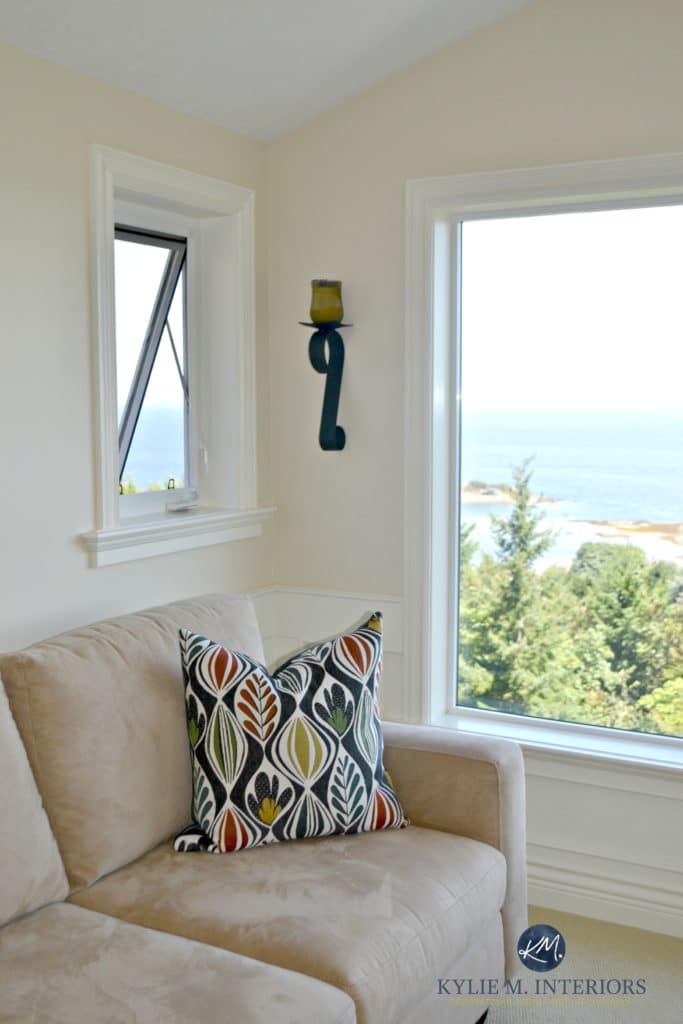 Benjamin Moore Indian White is a warm cream paint colour with subtle undertones. Kylie M Interiors E-design, decor and online color consulting services. With beige sofa