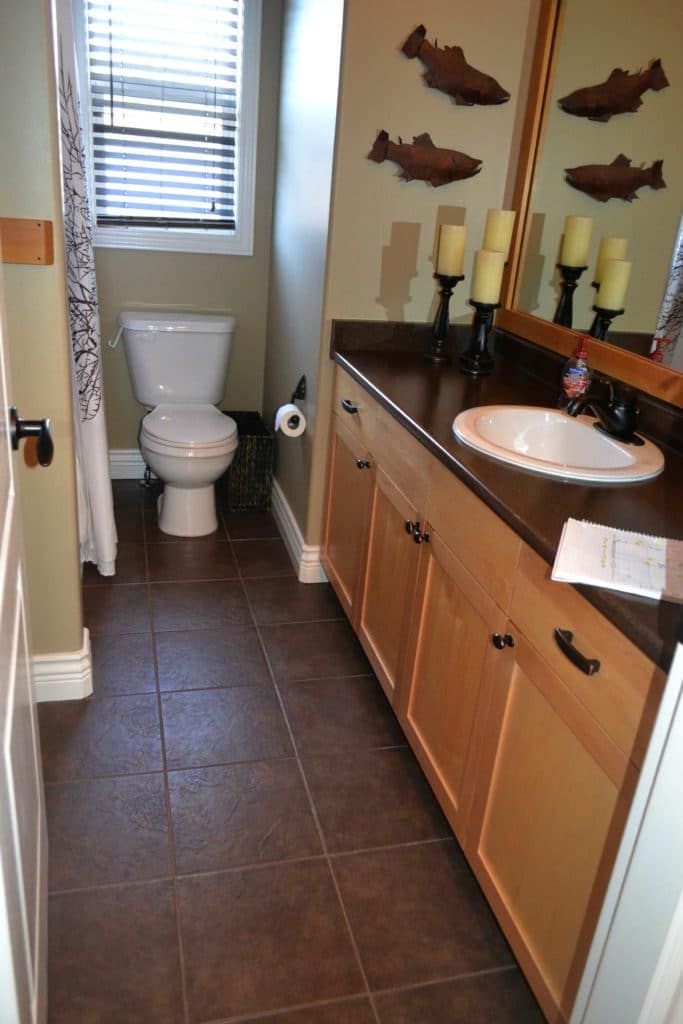 Bathroom before being updated and remodelled