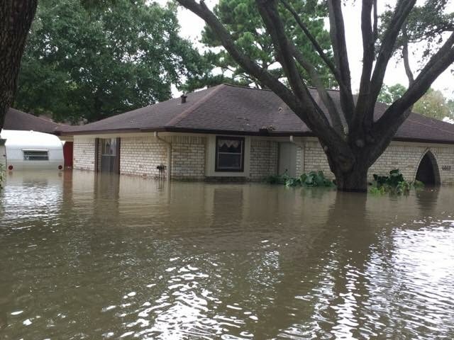 how to decorate, design after a flood or natural disaster. Kylie M E-designs, online color consulting (2)
