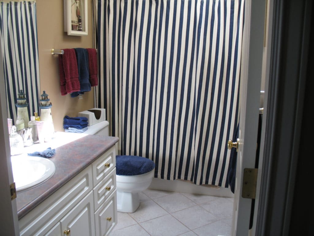 Ideas to update a 1990's bathroom or home, Kylie M INteriors before photo