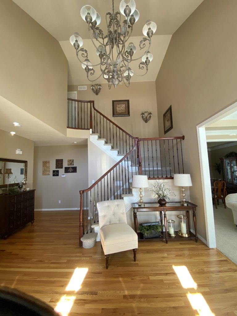 entryway before (1)