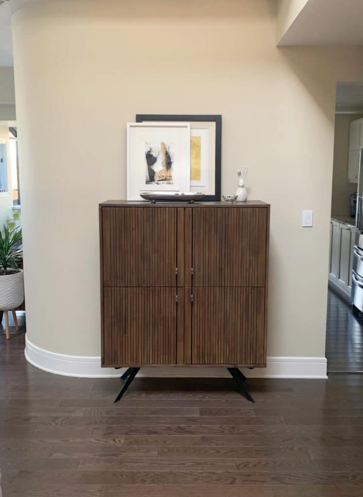 Benjamin Moore Manchester Tan, dark brown wood floor. Kylie M Interiors Edesign, online paint color consultant and expert
