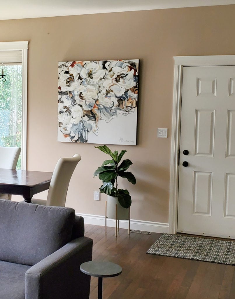 Benjamin Moore Bar Harbor Beige, pink beige. Mountain Peak White trim too yellow. Best beige paint colours. KYlie M.