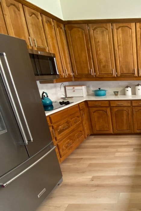 maple kitchen cabinets before being painted (2)
