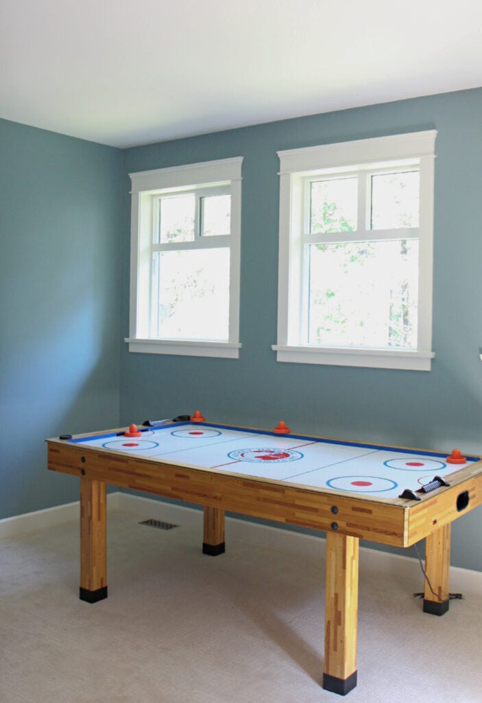 BEnjamin Moore Sea Star best blue green paint color with beige carpet pink undertones. Kylie m Edesign