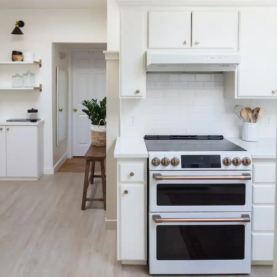 Benjamin Moore Swiss Coffee with GE White Cafe appliances, too creamy, not the best white