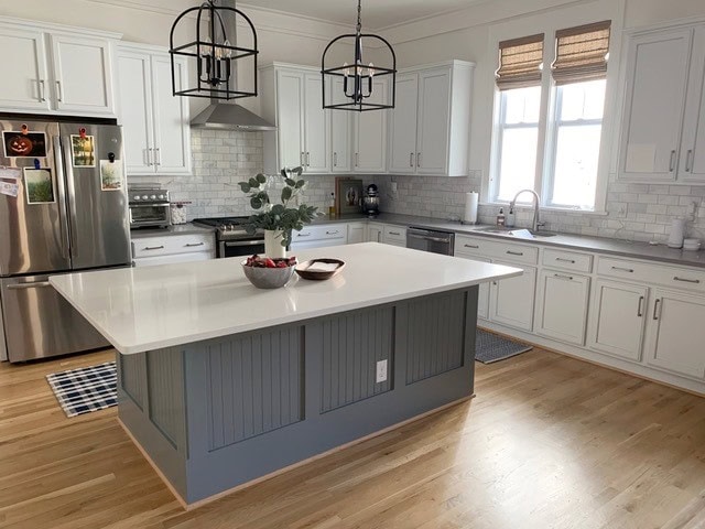Arctic White cabinets, Sherwi Williams Classic French Gray paint color on island, marble tile backsplash, white quartz. Kylie M Edesign, (2)