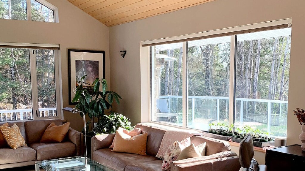 Benjamin MOore Smokey Taupe with 