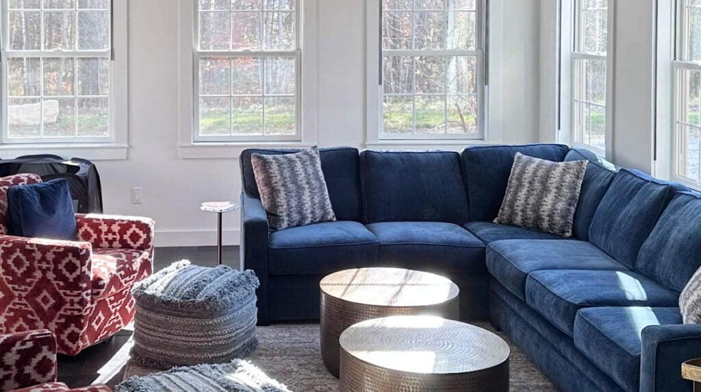 BEnjamin Moore Super White in room with a lot of natural light
