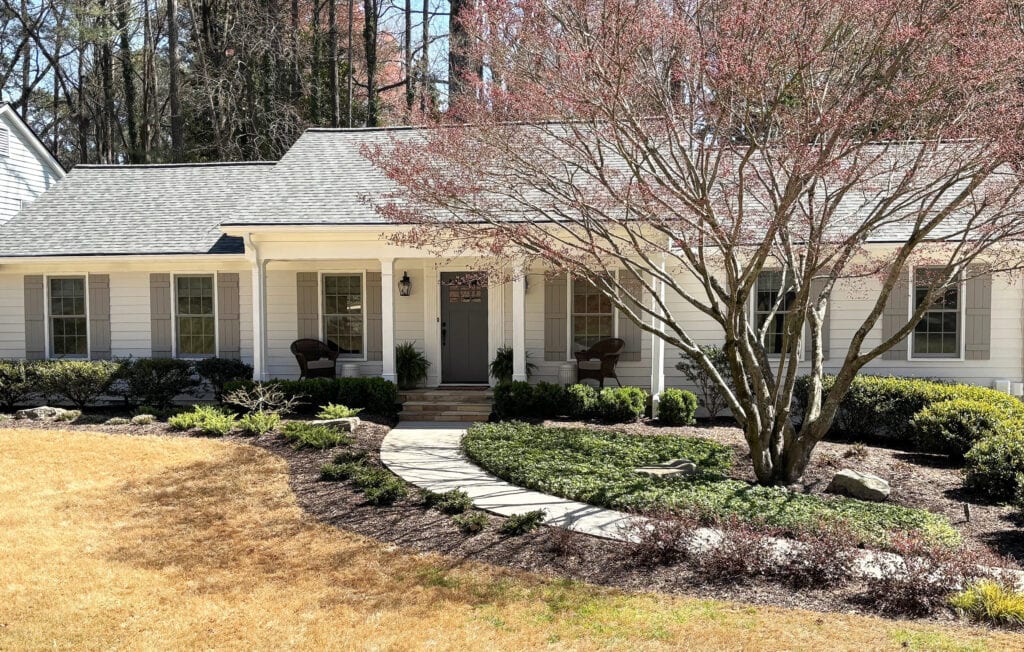 Exterior painted BEnjamin Moore Classic Gray, Asphalt, Charcoal Slate, Sherwin Williams White Snow, asphalt roof