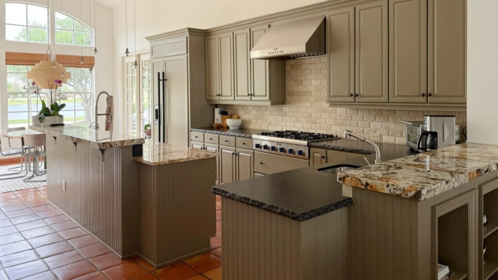 Kitchen, honed black granite count